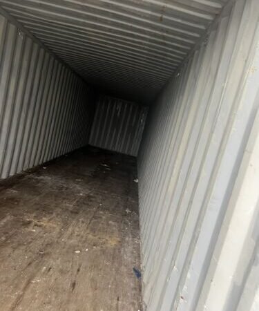 40 Ft Hc Used Shipping Containers High Cube Wind And Watertight Ipswich - Image 3